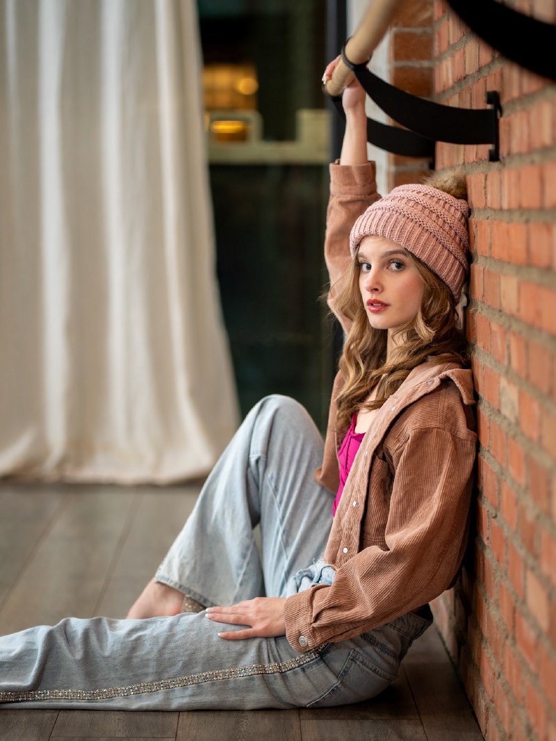 Studio portrait of Julia with off-camera flash in downtown Dallas