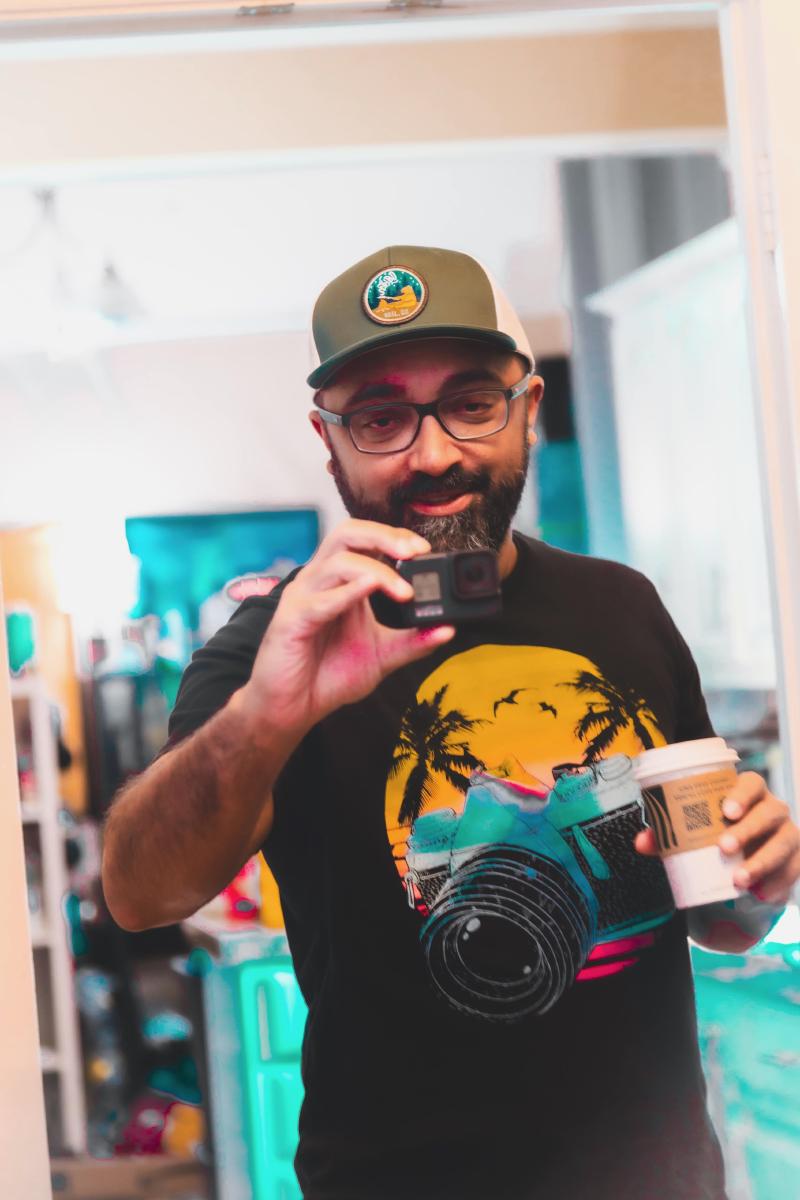 Amer Khalid with a GoPro ready for an underwater portrait session